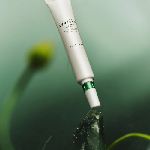 SKIN1004 Madagascar Centella Tea-Trica Spot Cream - Image 3
