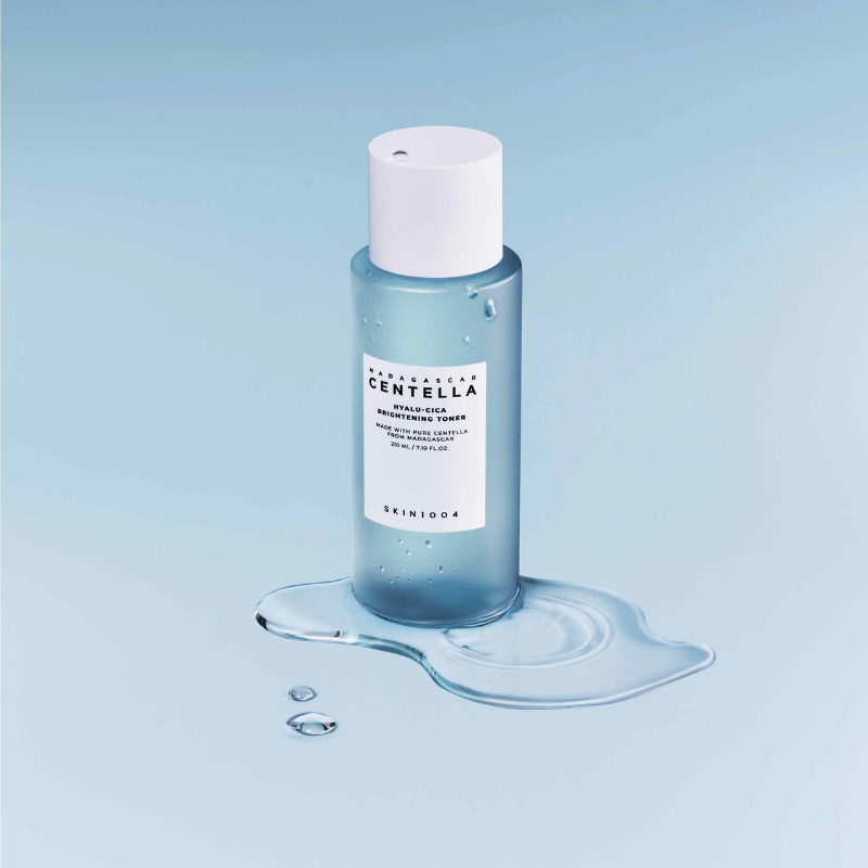 SKIN1004 Madagascar Centella Hyalu-Cica Brightening Toner bottle front view