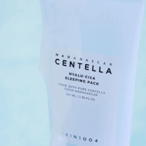 gel texture of overnight mask for sensitive skin with Centella